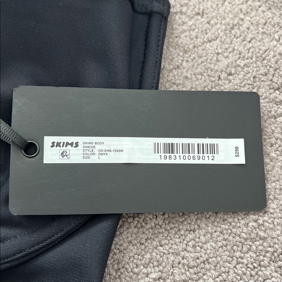 SKIMS dolce and gabbana Black Bodysuit - Picture 7 of 14